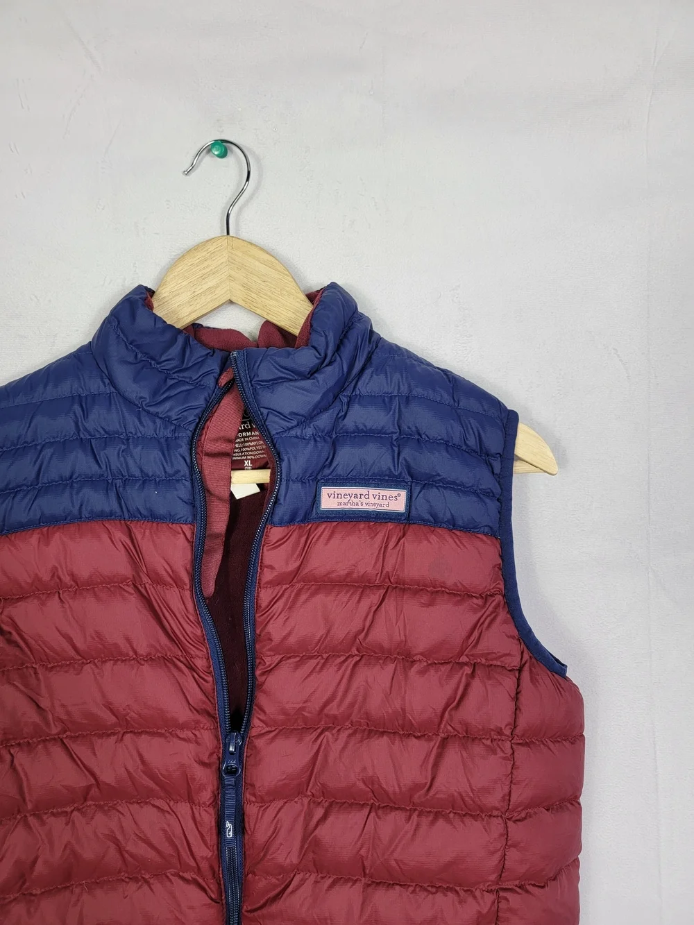 Boys XL (18) Quilted Down Vineyard Vines Vest - Burgundy & Navy